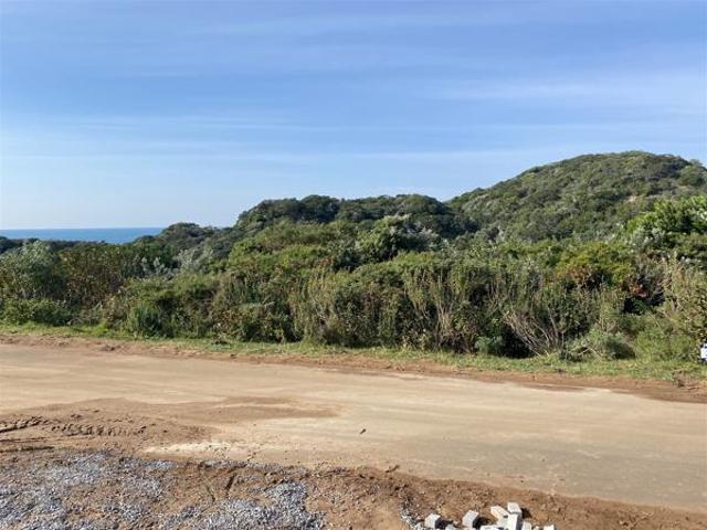 716 m² Land available in Cintsa