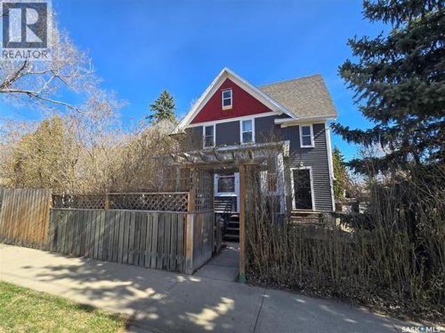 717 Coteau Avenue, Weyburn, SK, S4H 0G9 house for sale | Listing ID SK031774 | Royal LePage