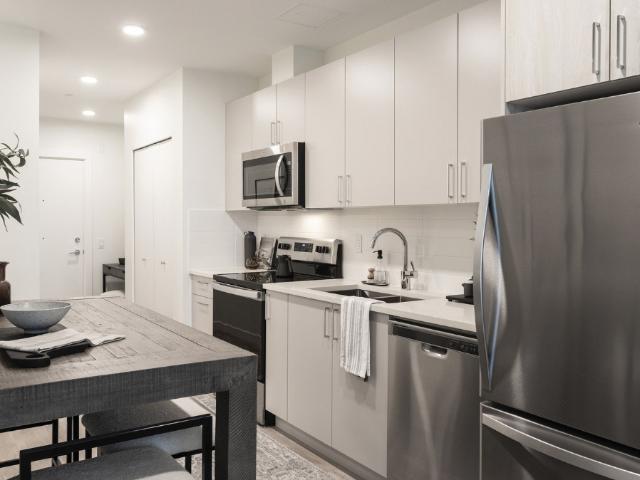717 Como Lake Avenue Studio Apartment for Rent