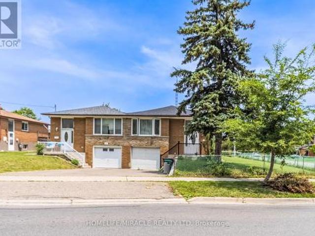 7187 Darcel Avenue, Mississauga, ON, L4T 2X3 house for sale | Listing ID W13518 | Royal LePage