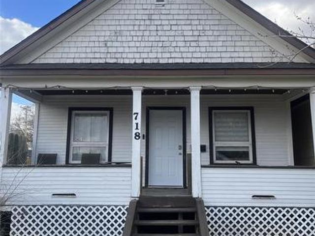 718 Athabasca Street E, Moose Jaw, SK, S6H 0M5 house for sale | Listing ID SK004424 | Royal LePage