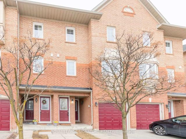 71 6950 Tenth Line W, Mississauga | 2Beds/1Bath, Townhouse, $2,750/mo | Condos. Ca