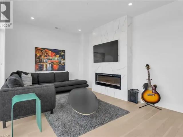 71 WYNDHAM Street S Unit# 1105