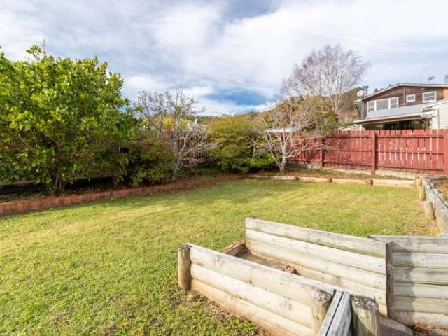 71 Blue Mountains Road, Pinehaven, Upper Hutt City