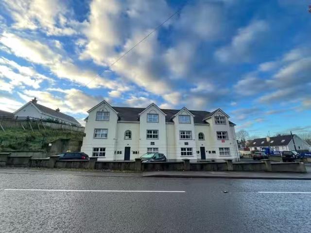 71 E Ardmore Road