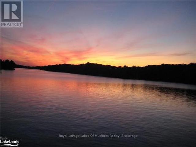 71 Earls Road, The Archipelago South, ON, P0C 1H0 Luxury House for sale | Listing ID X12166 | Royal LePage Carriage Trade Luxury Properties