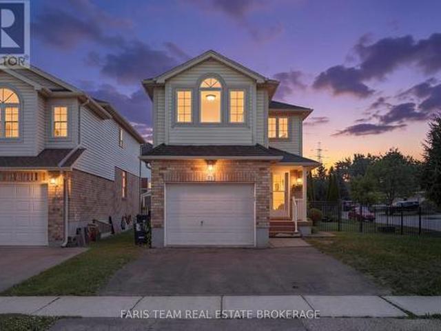 71 Peach Blossom Crescent, Kitchener, ON, N2E 3Z7 house for sale | Listing ID X13635 | Royal LePage