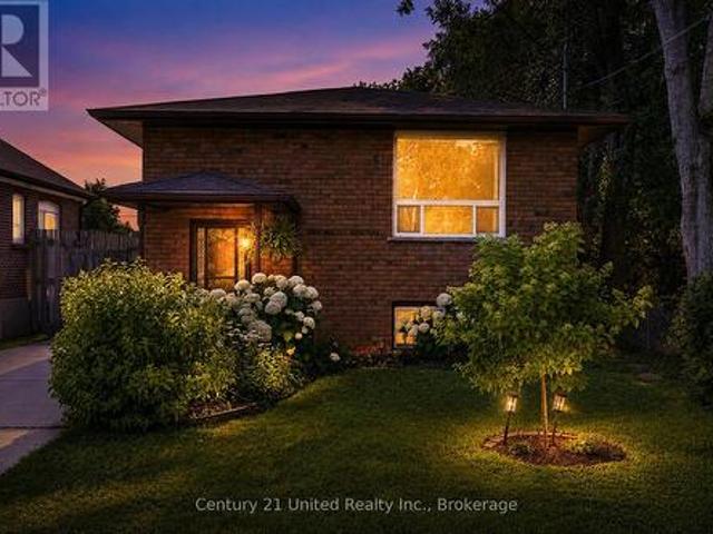 71 Pine Street, Peterborough Town Ward 3, ON, K9J 5A6 house for sale | Listing ID X13570 | Royal LePage