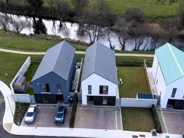 71 River Walk, Ballymore Eustace, Kildare, W91 H1FR