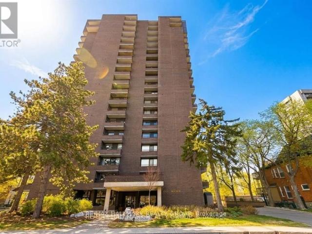 71 Somerset Street West #2003 Ottawa, ON K2P2G2