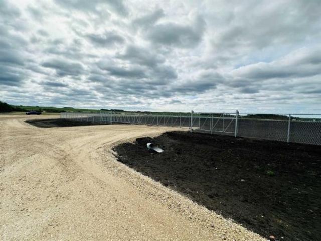 720049 Rr63, Clairmont, AB, T0H 0W0 commercial for sale | Listing ID A2231 | Royal LePage