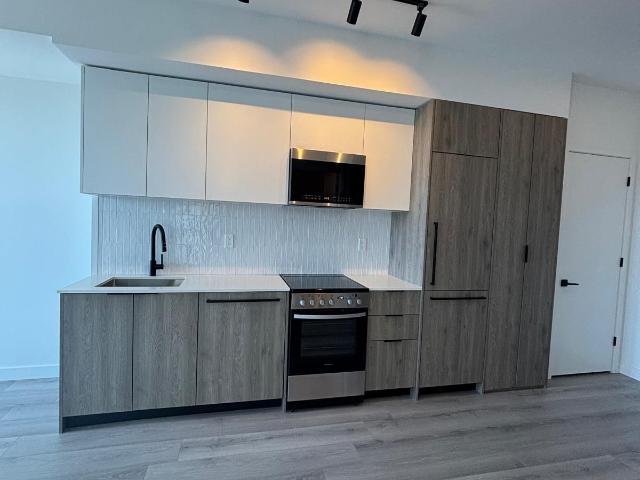 720 1 MILITARY Trail, Scarborough | 1+1Beds/1Bath, Condo, $2,250/mo | Condos. Ca