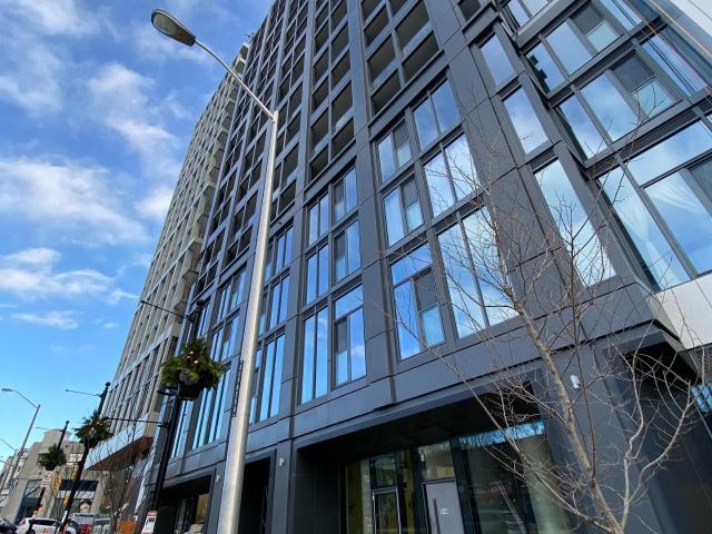 720 2020 Bathurst Street in Toronto: Humewood Cedarvale Condo Apartment for lease Toronto C03: MLS®# C13587436