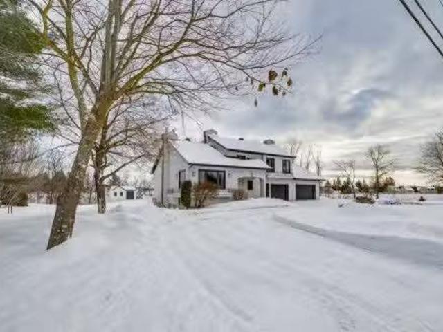 720 Ch. De L'Île Grandbois, Saint Casimir, QC, G0A 3L0 house.