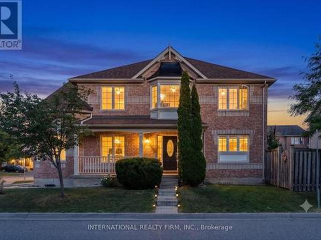 720 Stagg Gardens, Milton, ON, L9T 0X9 house for sale | Listing ID W13627 | Royal LePage