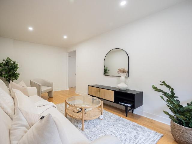 7211 Fielding 2 Bedroom Apartment for Rent at 7211 Av Fielding, Montréal, QC H4V 1R4 Loyola