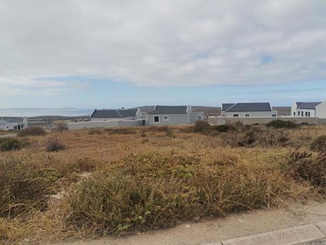 723 m² Land available in Hoogland