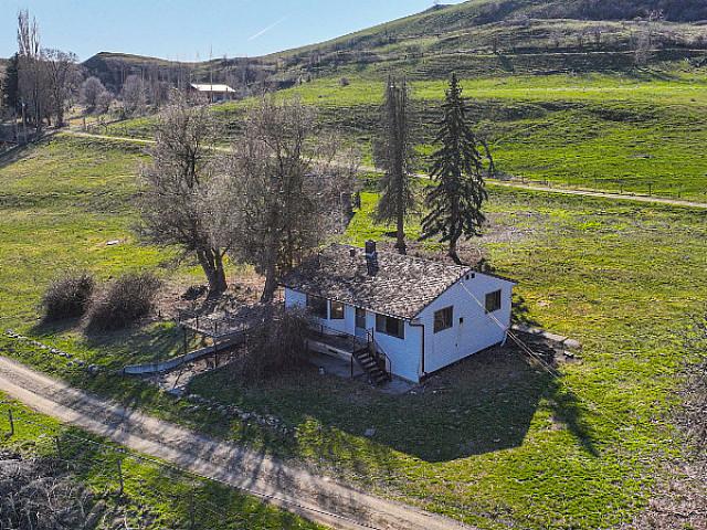 7248 Bremmer Road Sprawling 25.28 acre Agricultural Gem