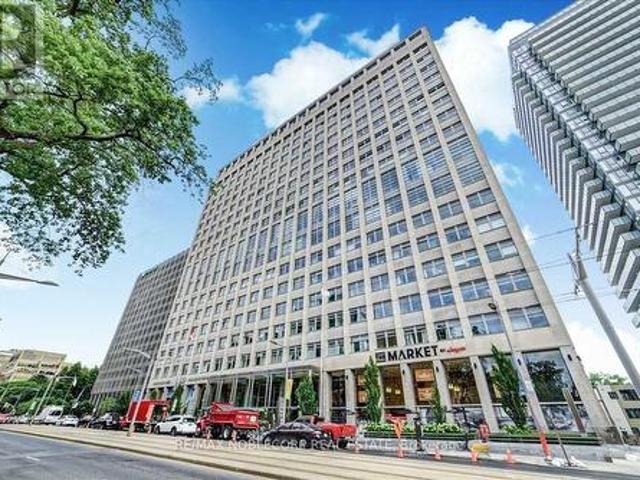 724 111 St Clair Avenue W, Toronto, ON, M4V 1N5 lease for lease | Listing ID C13518 | Royal LePage