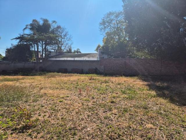 724 m² Land available in Bendor