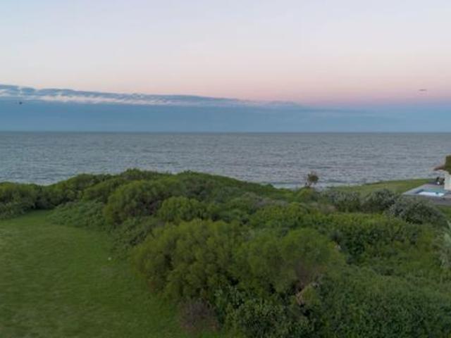 724 m² Land available in Santareme