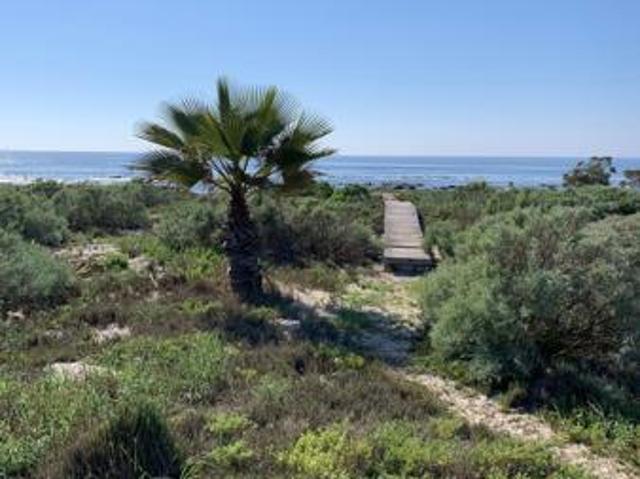 724 m² Land available in Sandy Point