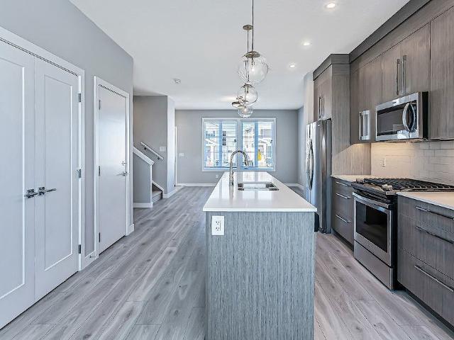 724 Walgrove Blvd SE CP022A 3 Bedroom Apartment for Rent at 724 Walgrove Blvd Se, Calgary, AB T2X 4P1 Walden