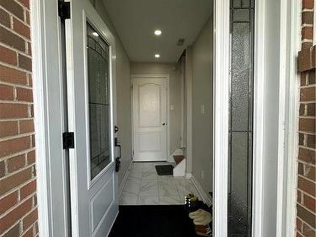 7255 Dooley Drive Unit# 56, Mississauga, ON, L4T 2S7 townhouse for lease | Listing ID 40837 | Royal LePage