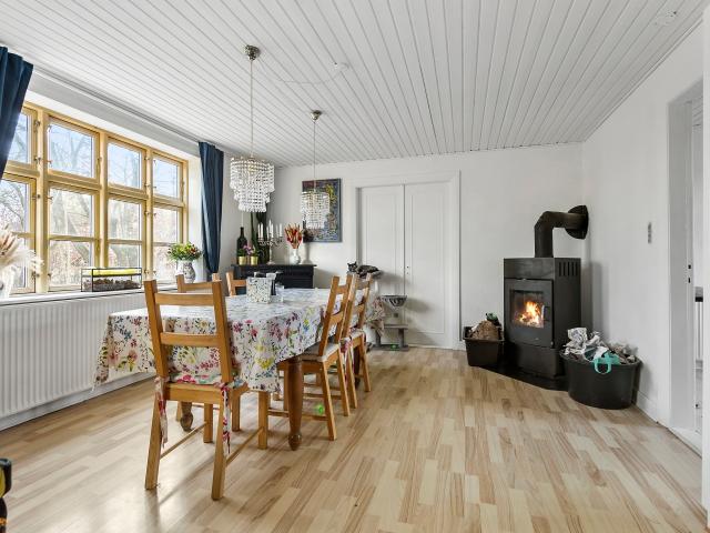 725311 Nørremarksvej 10 Landlig idyl med masser af plads og potentiale! RealMæglerne