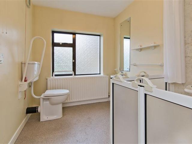 725,000 | 62 Balally Drive, Dundrum, Dublin 16 Sherry FitzGerald Dundrum 5000 MyHome. Ie Residential