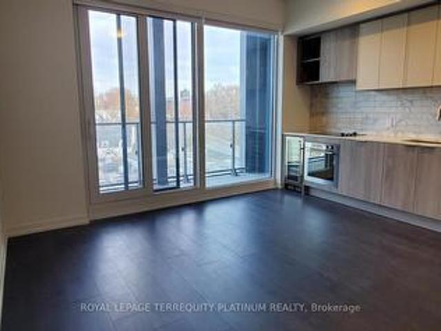 725 2020 Bathurst Street, Toronto, ON, M5P 0A6 lease for lease | Listing ID C13447 | Royal LePage