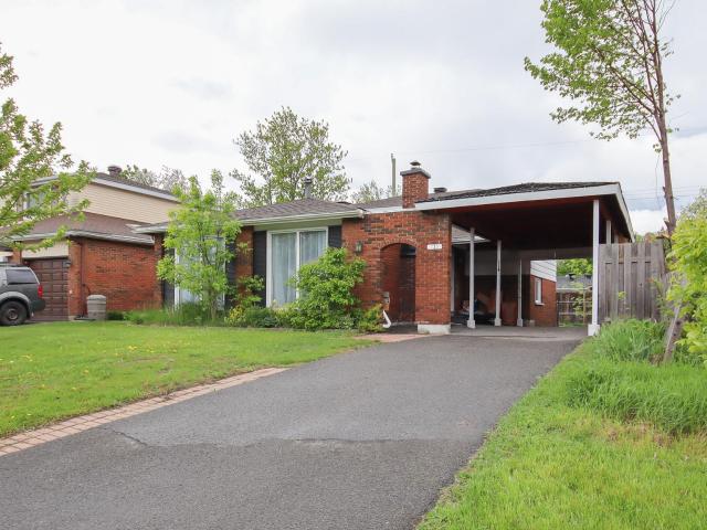 725 Southmore Drive West Available from September 1st 2026 | Move in Incentive Sep 1, 2026 $1,000 off Sept rent OR $100/mont 6 Bedroom [object Promise] for Rent