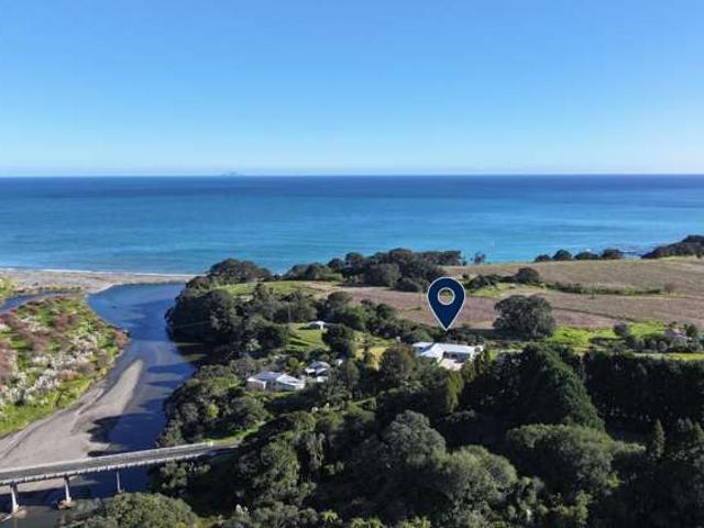 7275B State Highway 35, Te Kaha, Ōpōtiki