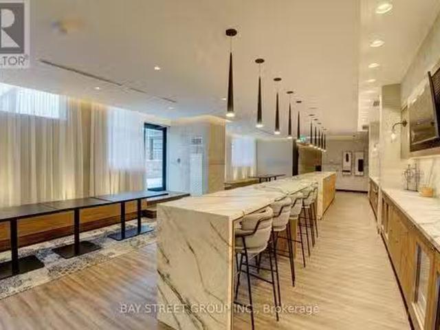 727 251 Manitoba Street, Toronto, ON, M8Y 0C7 condo for sa.