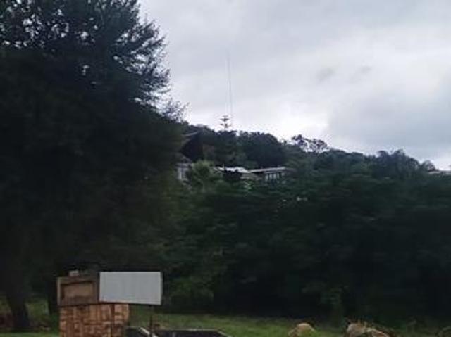 727 m² Land available in Kosmos