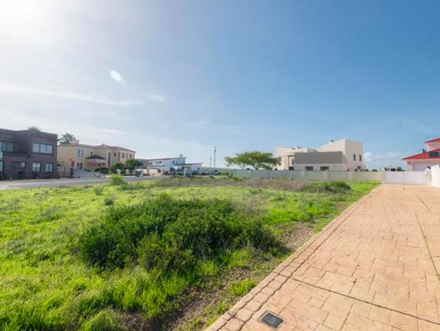 727 m² Land available in Myburgh Park