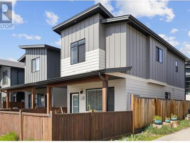 728 Coopland Crescent, Kelowna, BC, V1Y 2V1 house for sale | Listing ID 10345 | Royal LePage