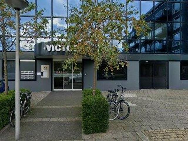 728 m2 office space for rent in Zwijndrecht