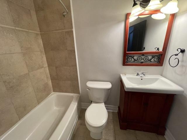 729 Cooper St. Studio Apartment for Rent at 729 Cooper St, Ottawa, ON K1R 5J5 Centretown