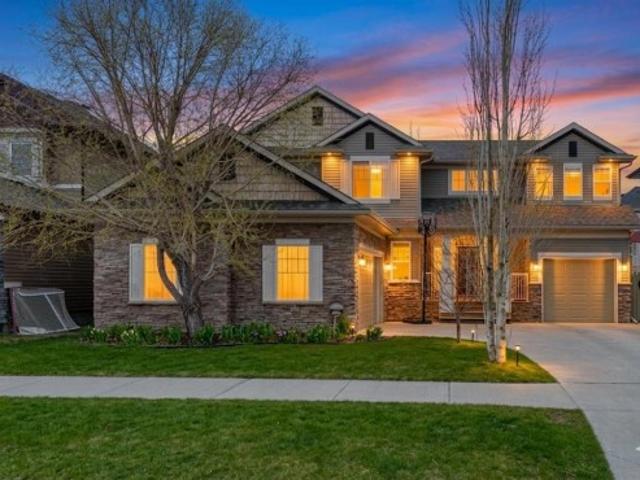 729 Canoe Avenue Sw, Airdrie, AB, T4B 3K5 house for sale | Listing ID A2293 | Royal LePage
