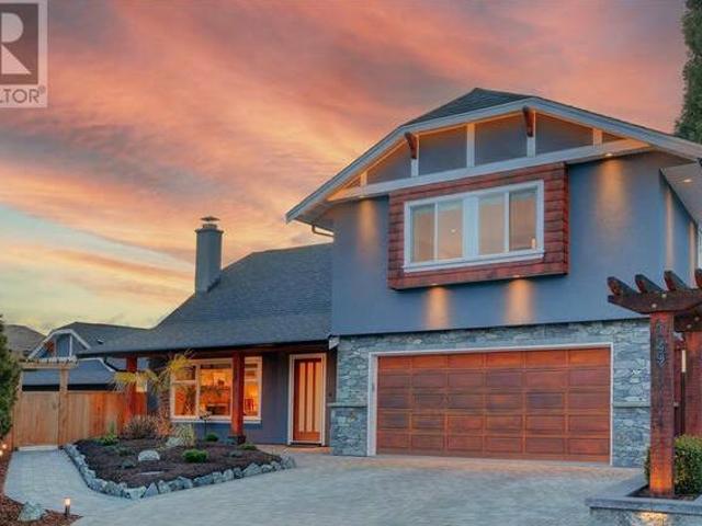 729 Paskin Way Saanich British Columbia