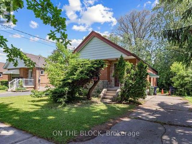 729 Pharmacy Avenue, Toronto, ON, M1L 3J4 house for sale | Listing ID E13419 | Royal LePage