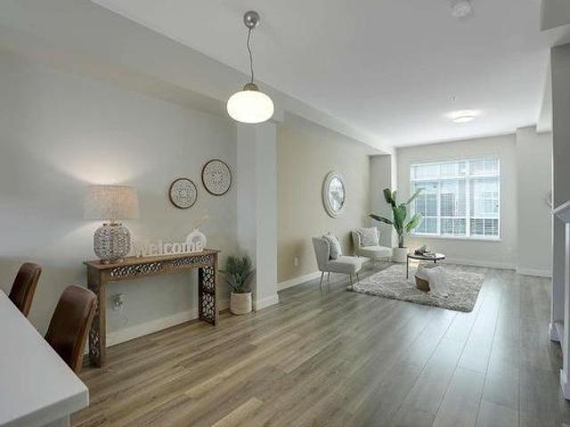 72 2018 Avenue, Langley, BC, V2Y 3N5 townhouse for sale | Listing ID R2989 | Royal LePage
