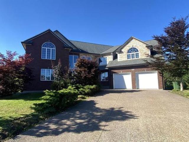 72 Worthington Place, Bedford, NS, B4A 0C5 house for sale | Listing ID 202422 | Royal LePage