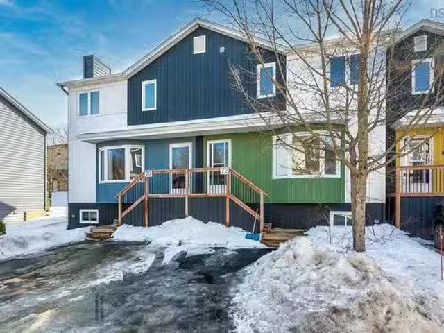 72 Attenborough Court, Halifax, NS, B3M 4C2 townhouse for sa.