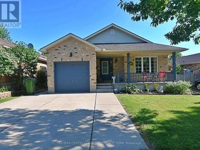 72 Axford Parkway, St. Thomas, ON, N5R 6E7 house for sale | Listing ID X13603 | Royal LePage