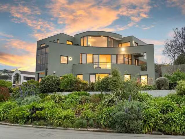 72 Glenstrae Road, Redcliffs, NZ 8081 House for Sale