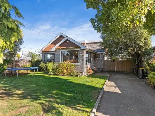72 Middleton Road, Upper Riccarton, NZ 8041 House for Sale