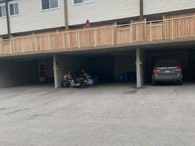 72 SPRINGFAIR AVE Aurora Ontario