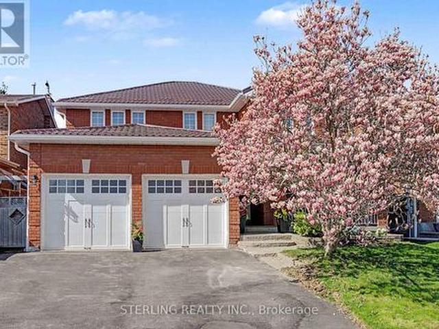 72 Sunforest Drive, Brampton, ON, L6Z 3Z5 house for sale | Listing ID W13279 | Royal LePage
